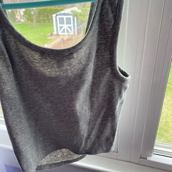 Forever 21 gray crop top - Picture 2 of 3